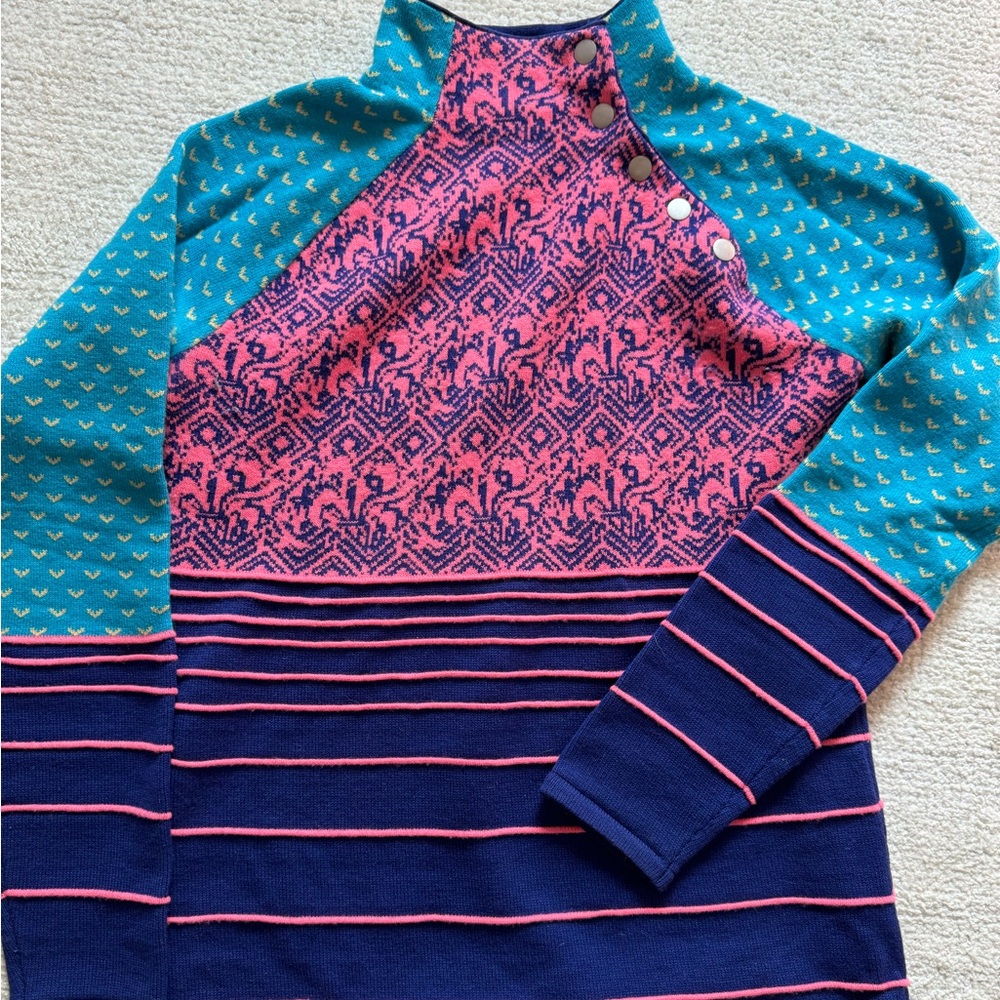 NEVE women’s ski sweater, size medium 004